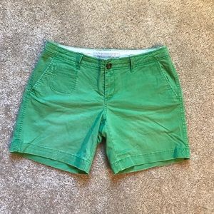 Old Navy women’s size 6 shorts